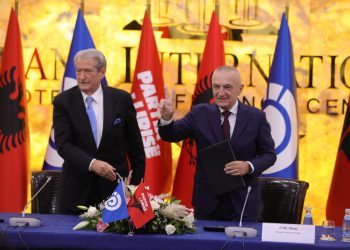 Koalicioni “Bashkë Fitojmë” çel sot zyrtarisht fushatën elektorale –