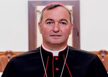 Lutemi për një fllad të ri, nga politika deri te… –