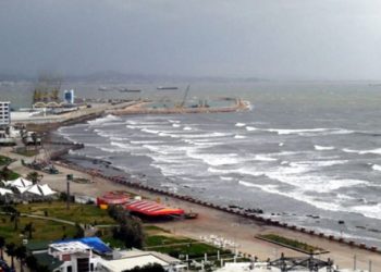 Deti i trazuar, mbi pesë orë vonesa për tragetet në Durrës –