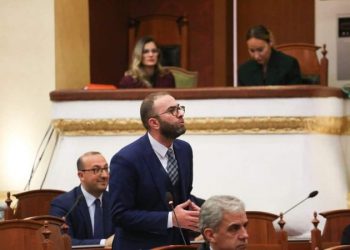 Legalizon ndërtimet e oligarkëve –