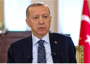 Shqetësim para zgjedhjeve, Erdogan sëmuret gjatë intervistës –