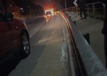 Merr flakë makina në lëvizje, detajet e para –