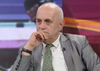 Përse e lëshuan nervat Skënder Gjinushin? –