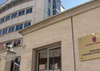 “Jam keq, më dërgo para”, skema si farmacisti zhvaste qytetarët –