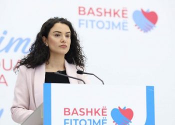 Bashkia e Sakos po mbulon Durrësin me asfalt elektoral –