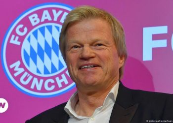 Oliver Kahn pranë largimit si CEO i Bayern Munich –