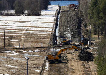 Finlanda nis fortifikimin e kufirit me Rusinë –