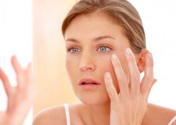 Arsyet pse lëkura juaj ka nevojë për vitaminë C –