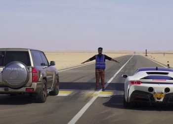 Kush ecën më shpejt? SUV 3000 kuaj/fuqi apo Ferrari SF90? –