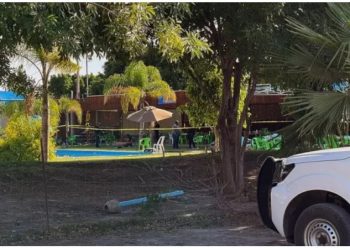 Sulmi me armë lë 7 persona të vdekur –