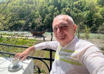 ‘Dielli dhe natyra e bukur’, Meta përshëndet nga Erzeni –