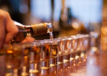 Piu 22 ‘doza alkooli’, britaniku vdes brenda një klubi në Poloni –