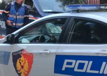 Theu masën e arrestit, çfarë i gjeti policia në banesë –
