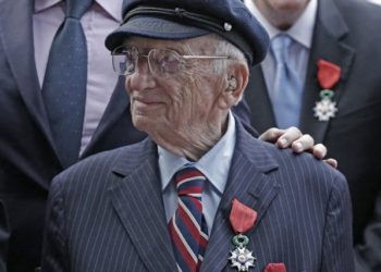 Vdes në moshën 103-vjeçare prokurori i fundit që dënoi nazistët –