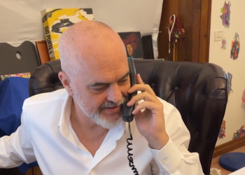 Rama në kërkim të këngës së fushatës, pyet ndjekësit: Ju pëlqen? –