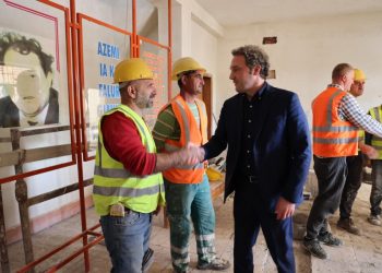 Në pak javë, gati edhe shkolla ‘Azem Hajdari’ –