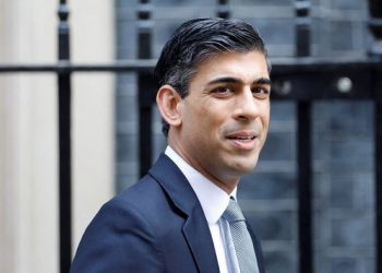 A do ti japë fund emigracionit të paligjshëm? Sunak: E ndërlikuar –