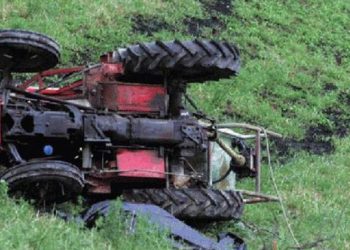 Lushnje/ E zë mjeti duke punuar tokën, ndërron jetë 55-vjeçari –
