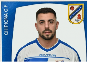 Goditet me thikë në gjoks, humb jetën futbollisti në Spanjë –