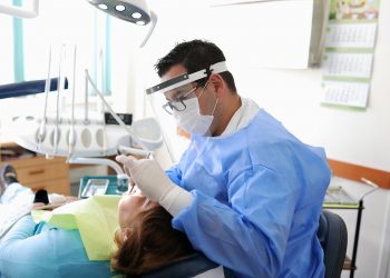 OBSH ngre alarmin për rritjen e sëmundjeve dentare –