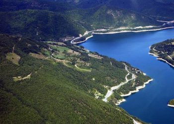 Dyshohet se ka rënë në kanalin e Ibrit, zhytësit në kërkim –