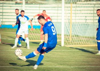 Gabon Tirana, tani derbi si një finale titulli –