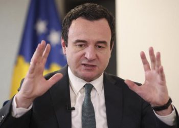 Largojeni Albin Kurtin pa i vënë flakën Kosovës –