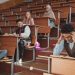 Bullizimi, problem në shkolla, psikologët paralajmërojnë prindërit –