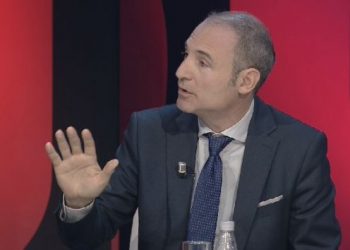 Opozita do ndërtojë projektin e fitores –