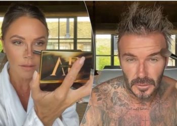 Beckham imiton gruan e tij, bën fansat të qeshin –