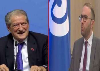 Mblidhen paralelisht grupi i PD-së dhe Rithemelimit, si u rreshtuan deputetët –