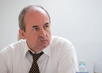 Deklarata e Blinken ishte naive, SHBA të marrë masa ndaj Serbisë –