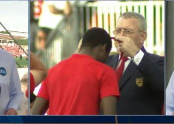 Armand Duka shpërndan medaljet për fituesit e Superiores –