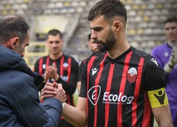 Tirana pranë blerjes së futbollistit të famshëm nga Maqedonia e Veriut –