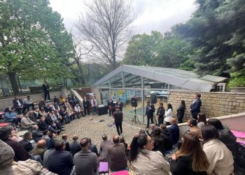 Hapet ekspozita për “Holokaustin sinti dhe romë” –