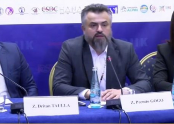 Mazhoranca intimidoi Administratën për të marrë pjesë në zgjedhje –