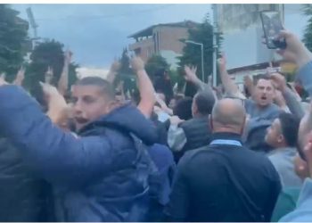Festë e madhe në Kavajë, Finsik Qosja i BF kryeson –