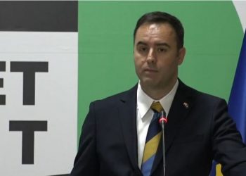 Kosova mund ta ndërpresë dialogun me Serbinë –