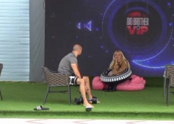 Kristi i tha të gjitha për lidhjen që kishte jashtë: Nuk e doja –