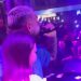 Luizi ngjit Kiarën në skenë dhe i bën super dedikim (FOTO) –