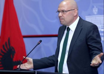 Duhen marrë përgjegjësi dhe jo gjetur fajtorë –