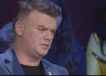 Nënës i vinte turp kur vinte te shkolla –
