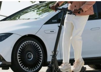 Mercedes prezanton AMG E-Scooter –