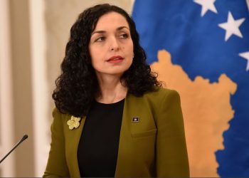 Beogradi po instrumentalizon serbët në veri për të krijuar vakum institucional –