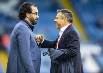 Pronari i Leeds pranë blerjes së klubit nën-kampion të Europës –