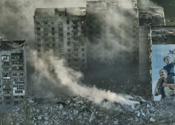 Rusia me valë të re sulmesh në qytetet e Ukrainës –