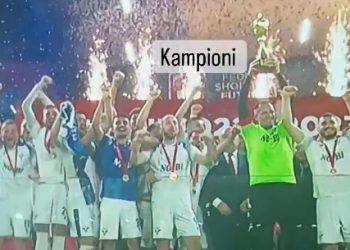 Kapiteni i Vorës e konfirmon: Vitin tjetër qëndroj –