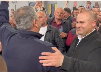 Zef Hila i “Bashkë Fitojmë” i shtrëngon dorën rivalit socialist –