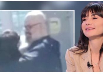 Zhaklin Lekatari kapet mat duke u puthur me… (VIDEO) –