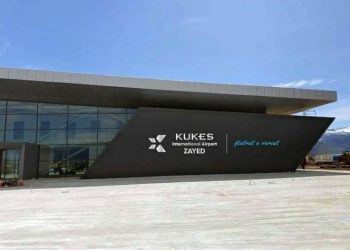 Pas 9 muajve ndërprerje, rinisin fluturimet në aeroportin e Kukësit –